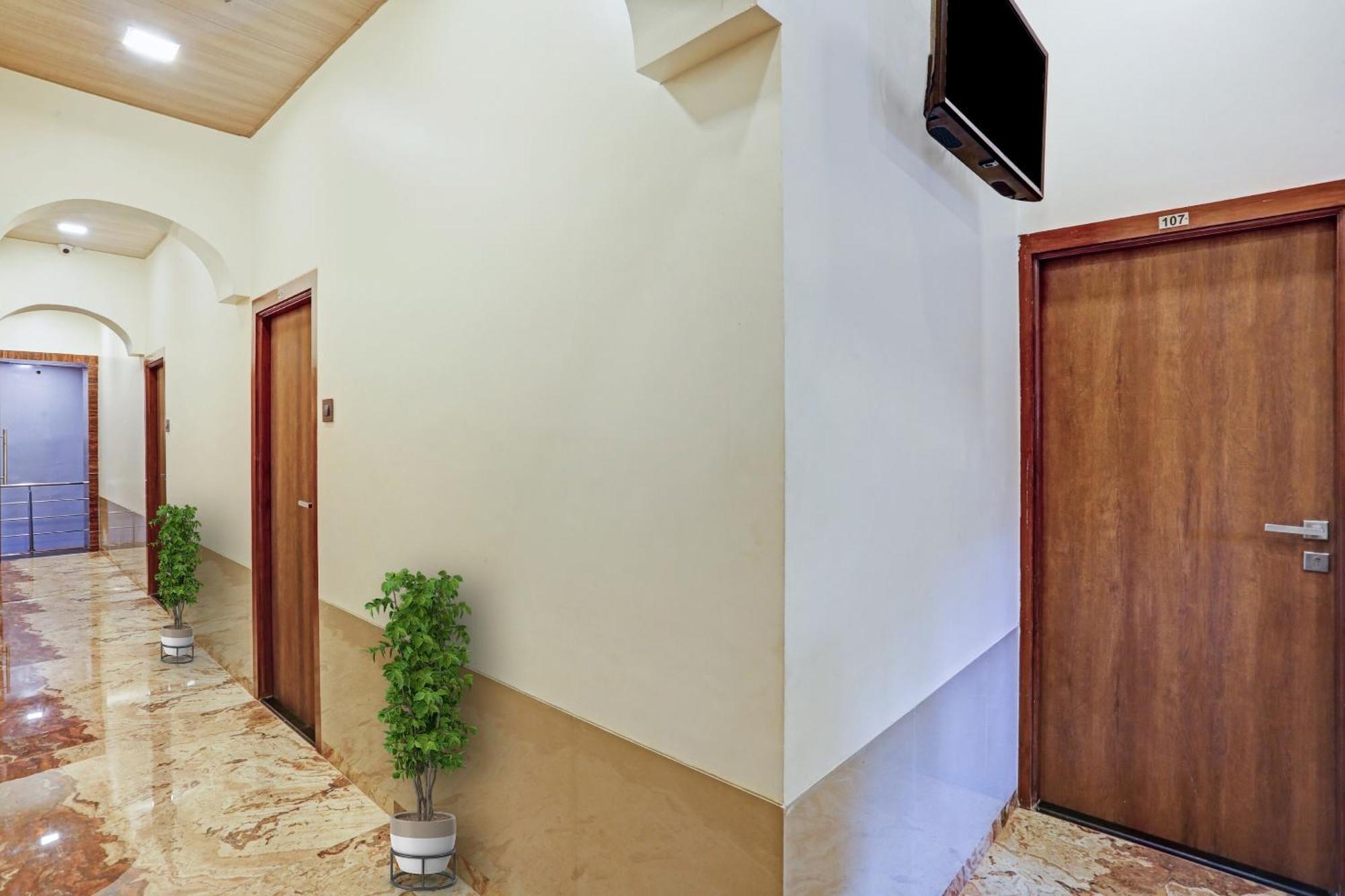 Hotel Super O Malali Residency Bombay
